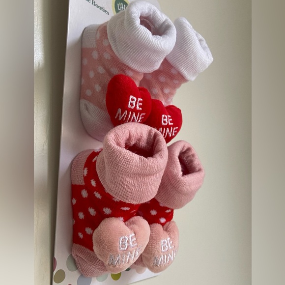 Little Me | 2 pairs rattle booties | baby girl | - Picture 4 of 7